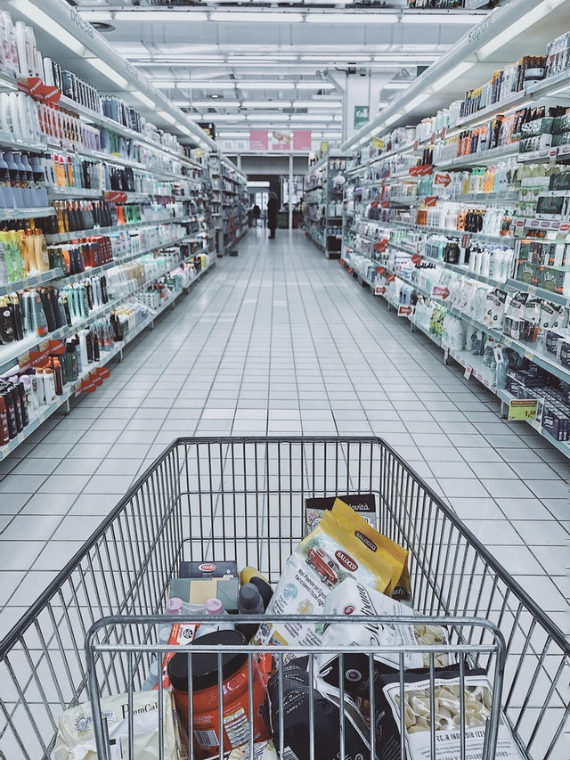 grocery-cart-with-item-1005638